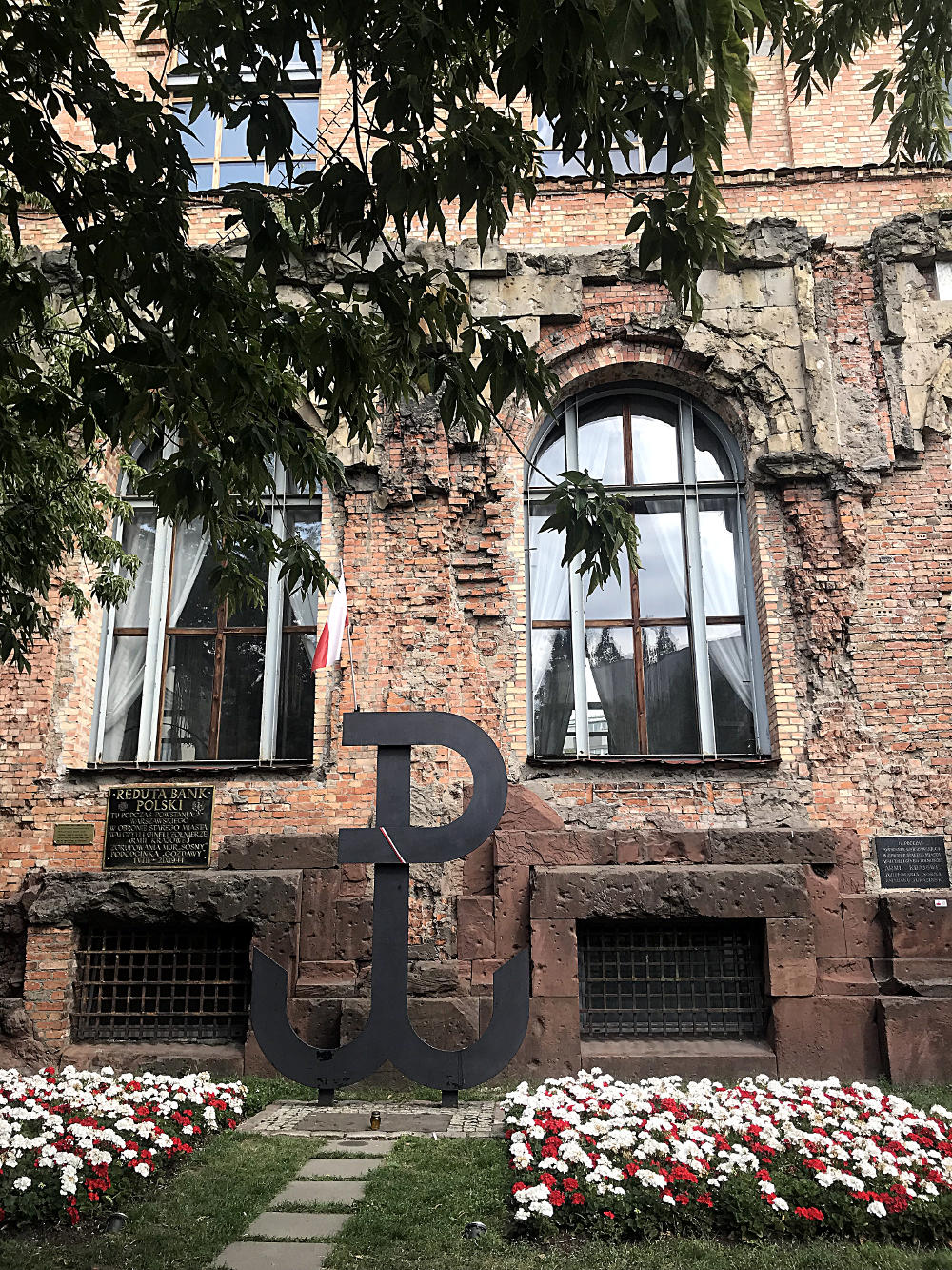 Traces de bombardements sur une banque - Varsovie - Pologne
