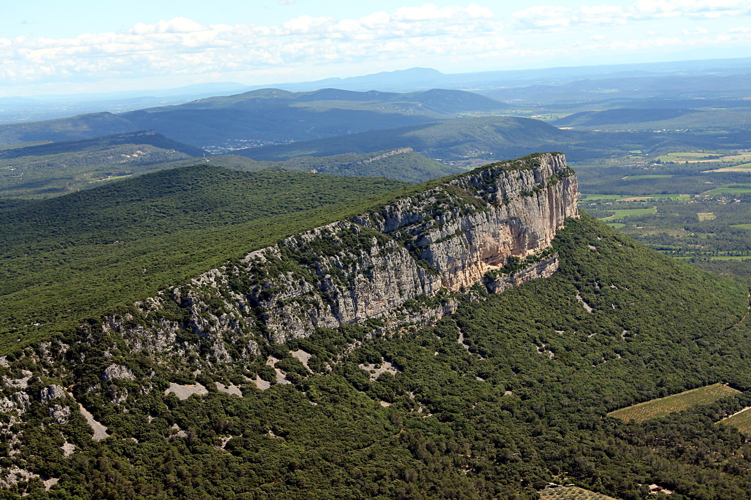 L'Hortus depuis le Pic Saint-Loup