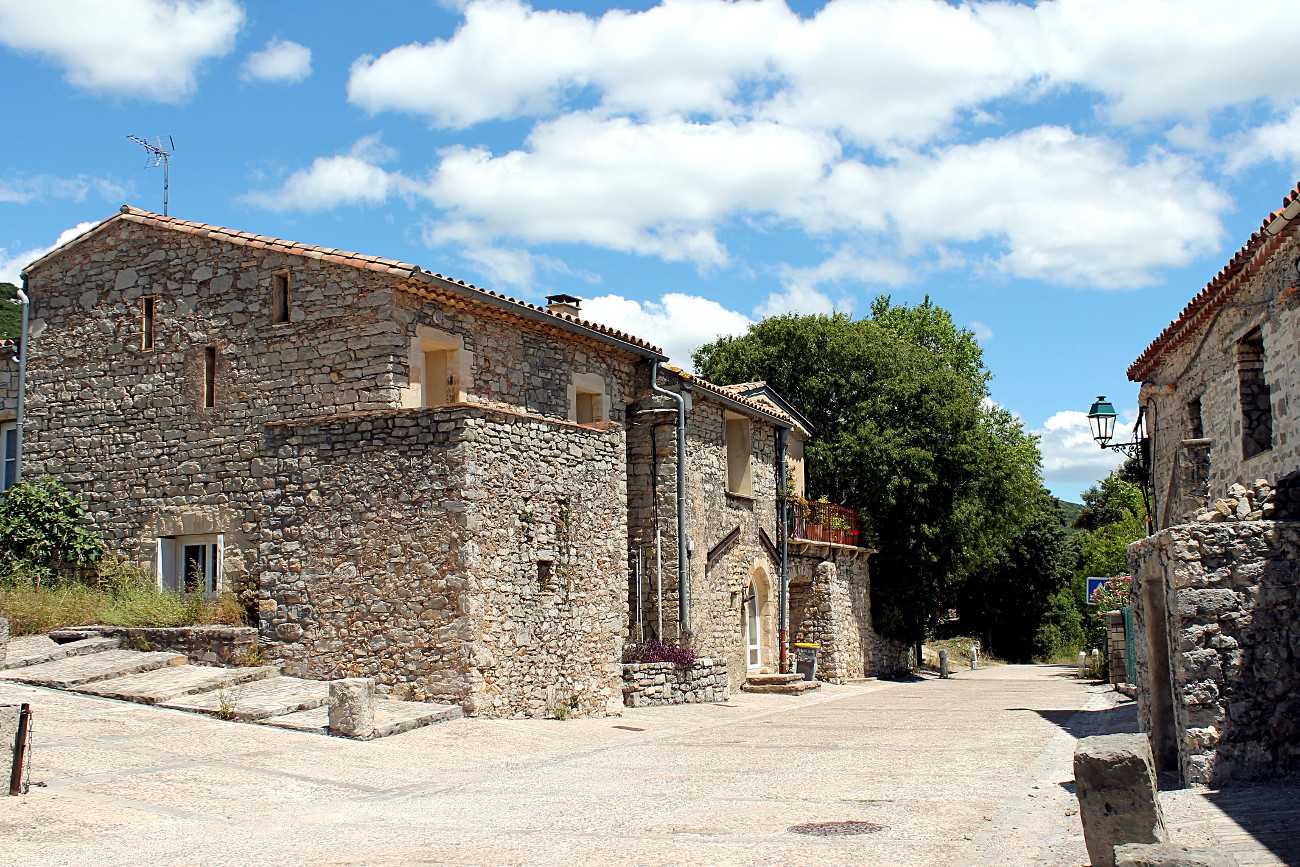 Cazevieille- en bas du Pic Saint-Loup