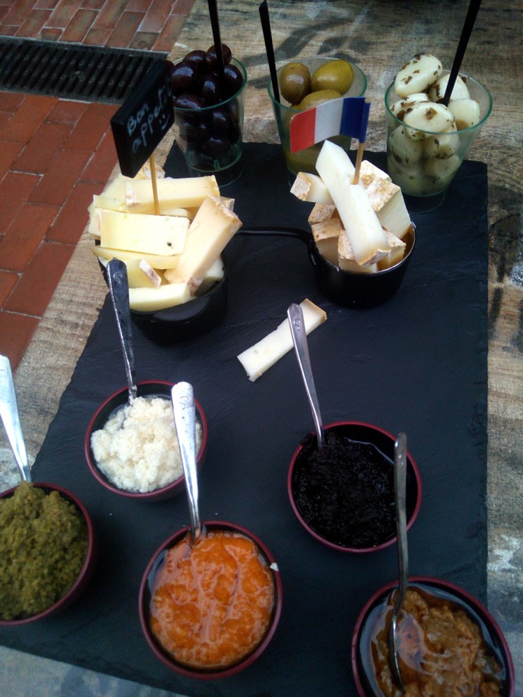 Plateau apéro chez Délicatesses de Grasse