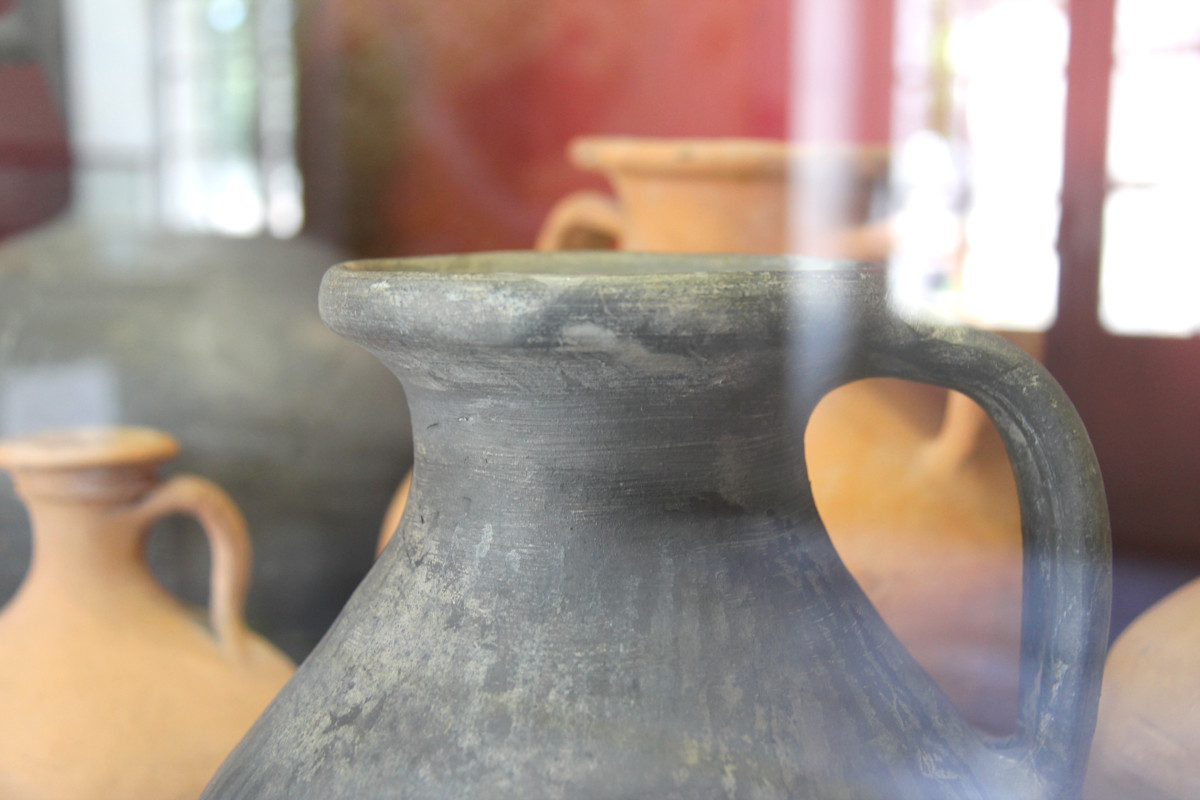 Amphore dans le musée archéologique de Saintes