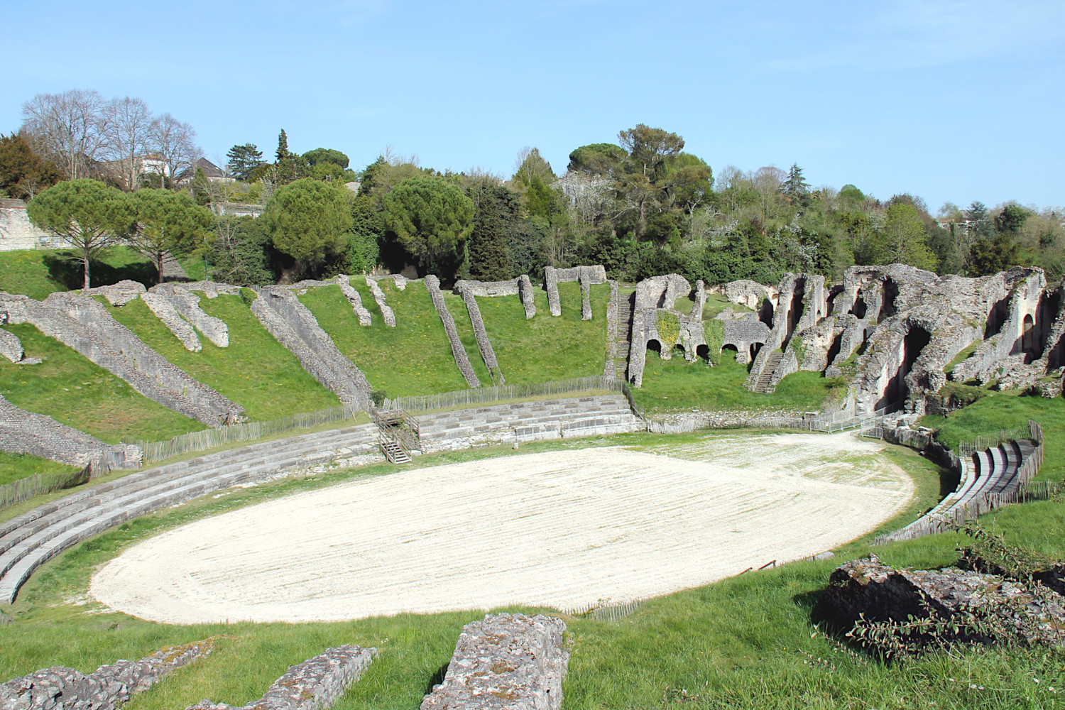 Amphithéâtre de Saintes
