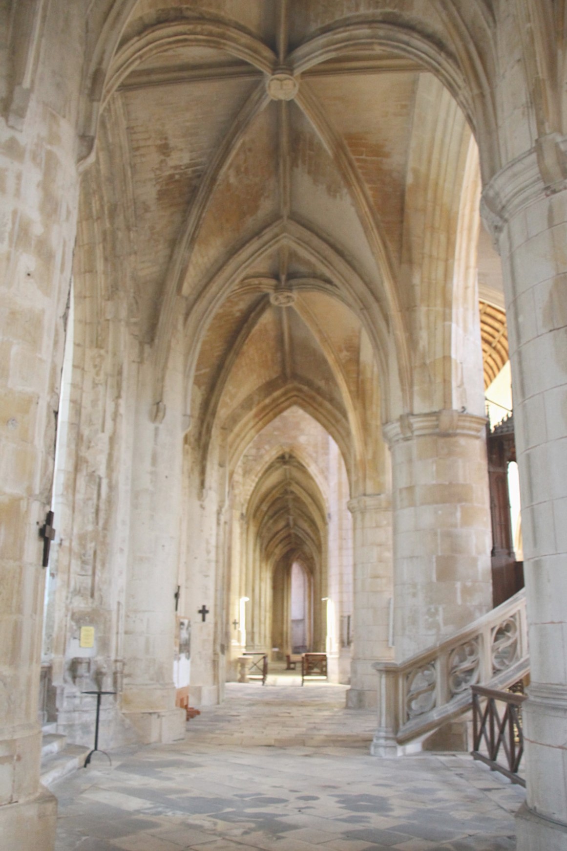 Cathédrale Saint-Pierre de Saintes