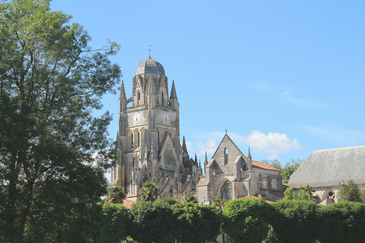 Cathédrale Saint-Pierre de Saintes