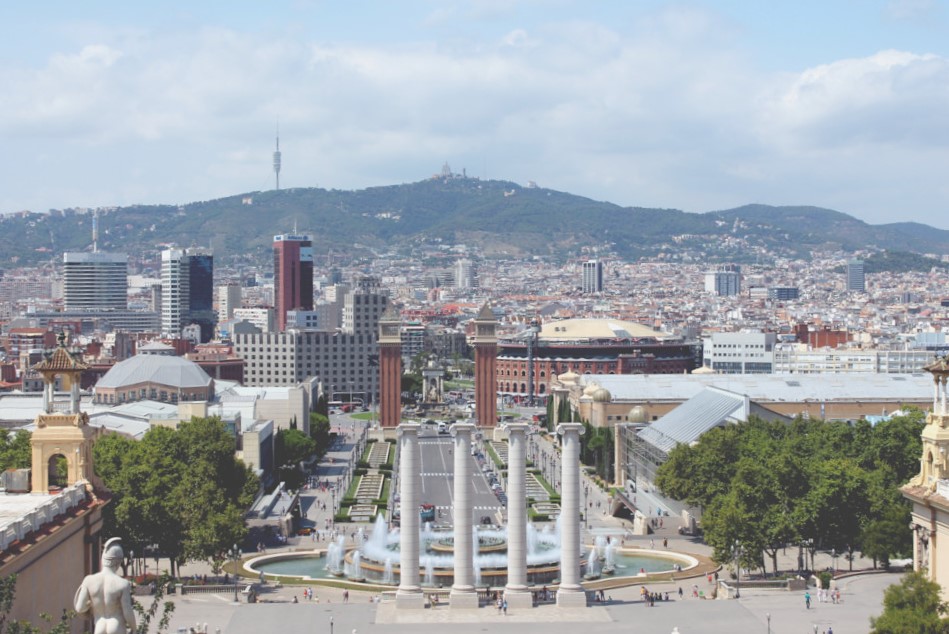 Vue sur Barcelone depuis Mont Juïc