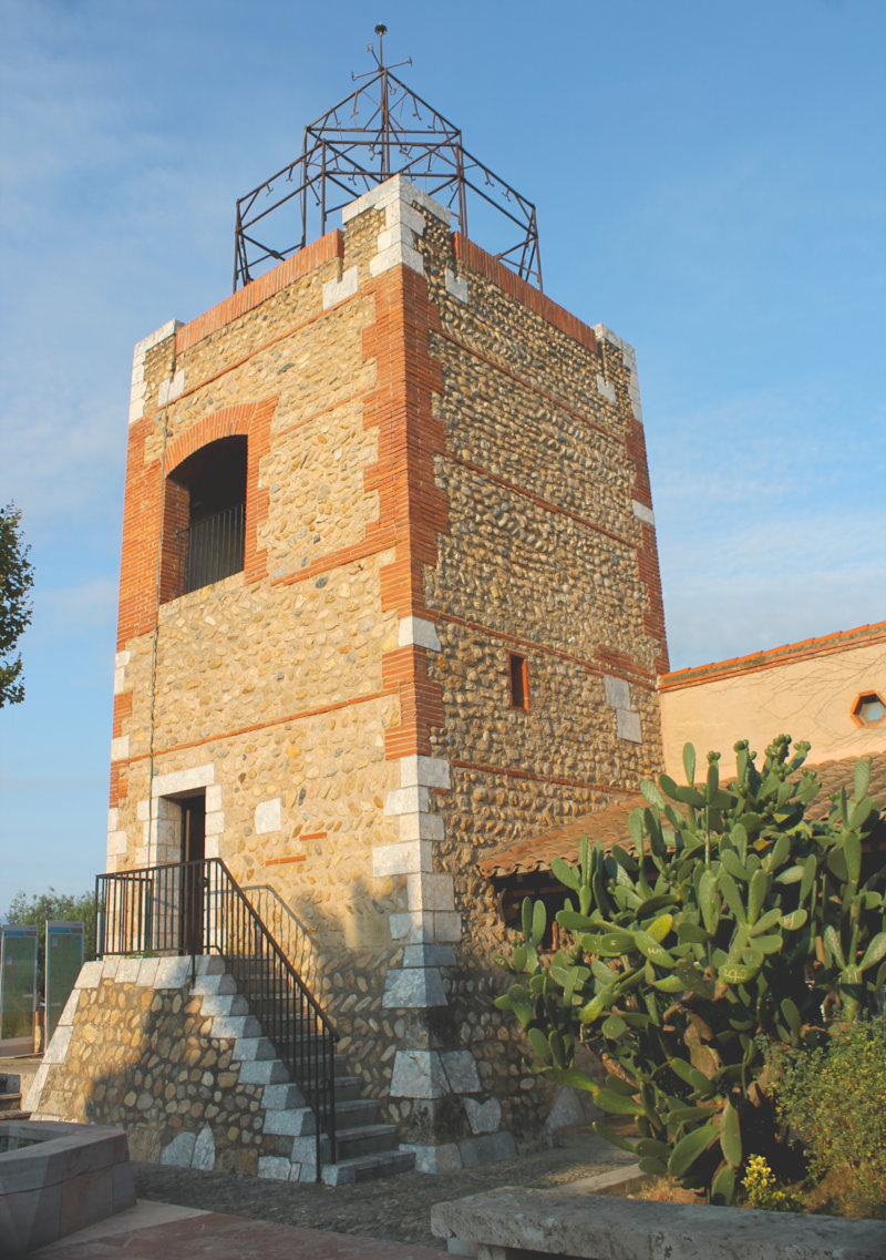 Village Catalan sur l'Autoroute