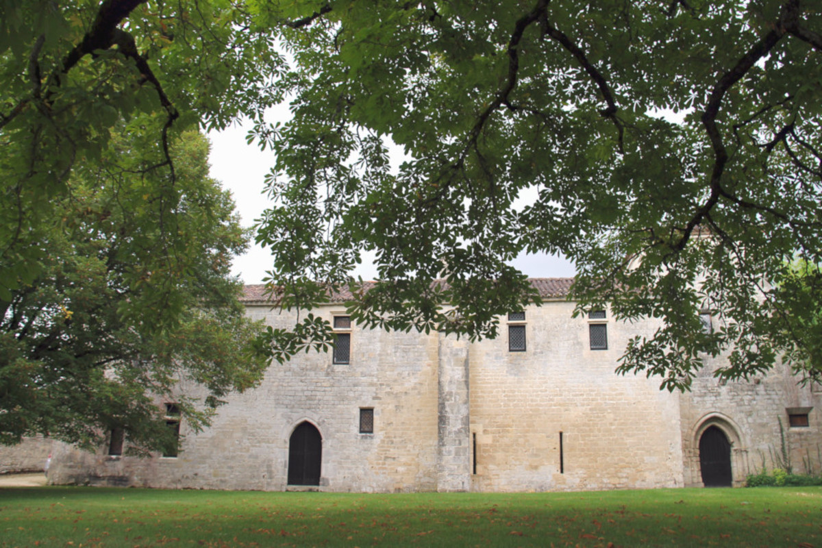 Prieuré Notre-Dame d'Oulmes - Nuaillé-sur-Boutonne