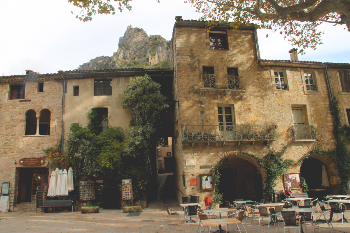 Place de la Liberté à Saint-Guilhem-le-Désert