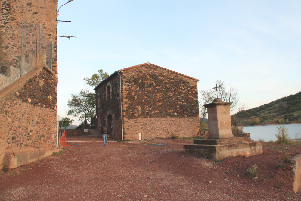 Village de Celles - Lac du Salagou