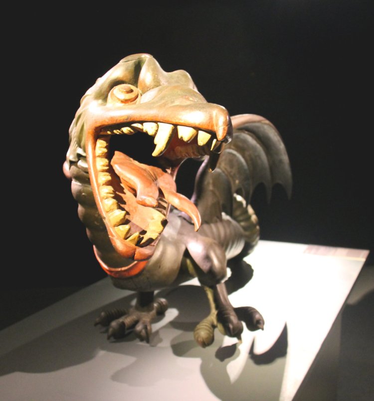 Jean Gargot, La grand'Goule, 1677, bois polychrome - Musée Sainte-Croix