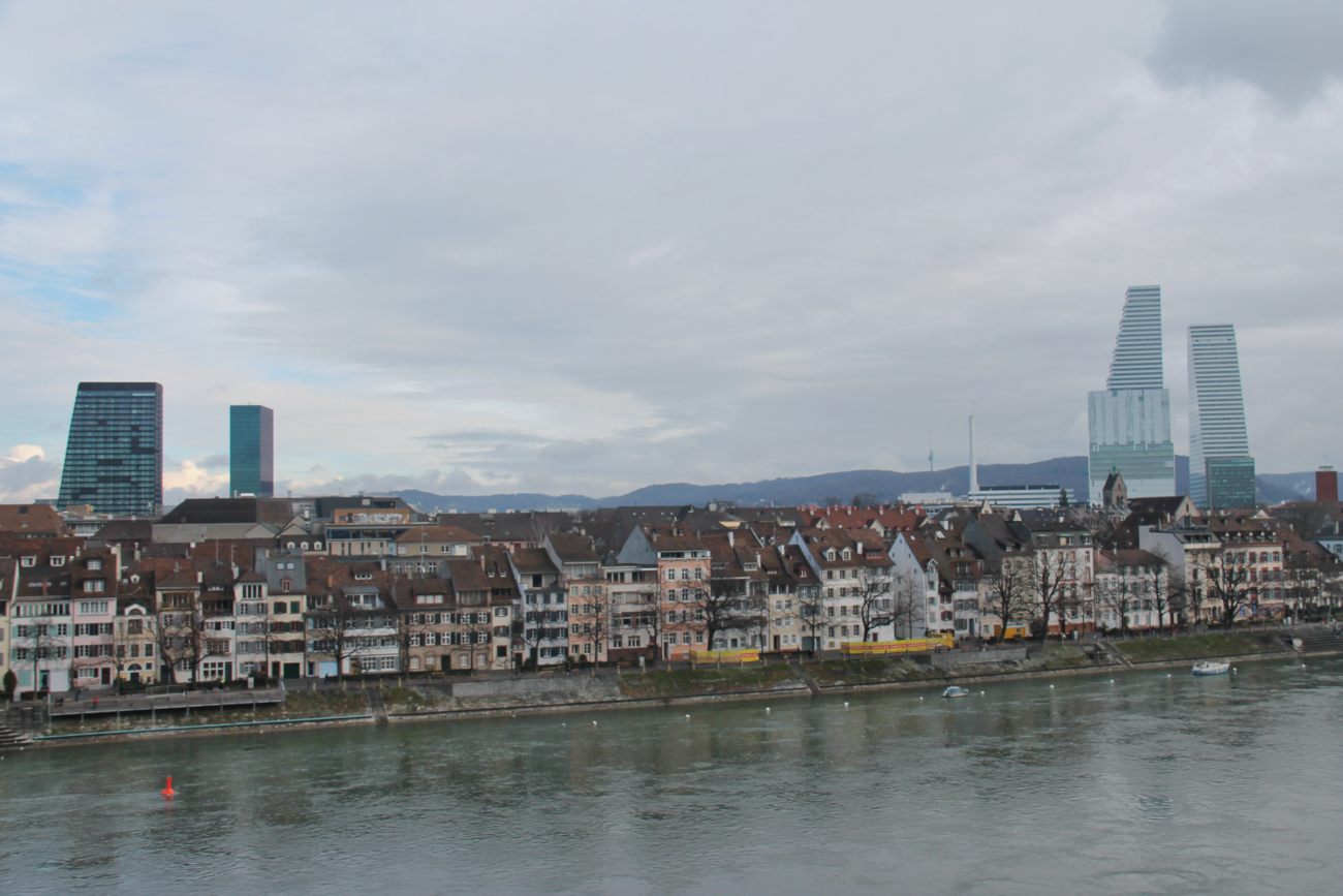 Au bord du Rhin à Bâle