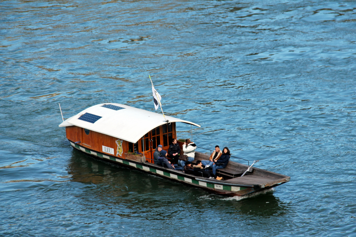 Bateau sur le Rhin à Bâle