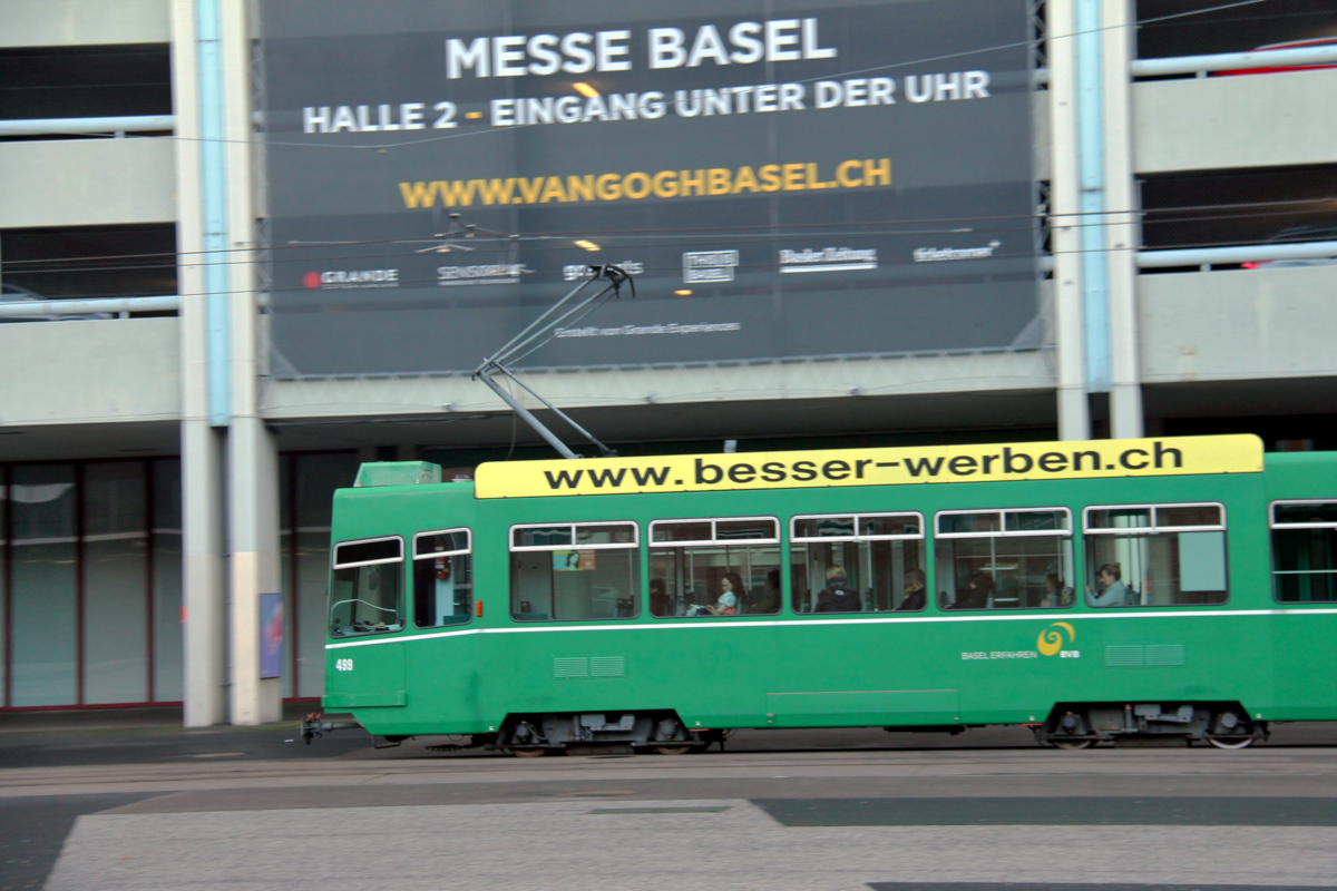 Tramway à Messe Platz à Bâle