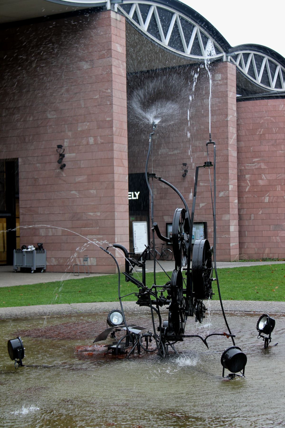 Musée Tinguely de Bâle